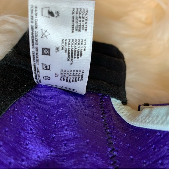 Glamorise 46C Underwire Sports Bra - Picture 7 of 8